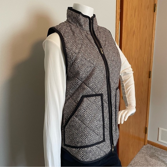 J. CREW- Herringbone Puffer Vest Size XS - Picture 10 of 10